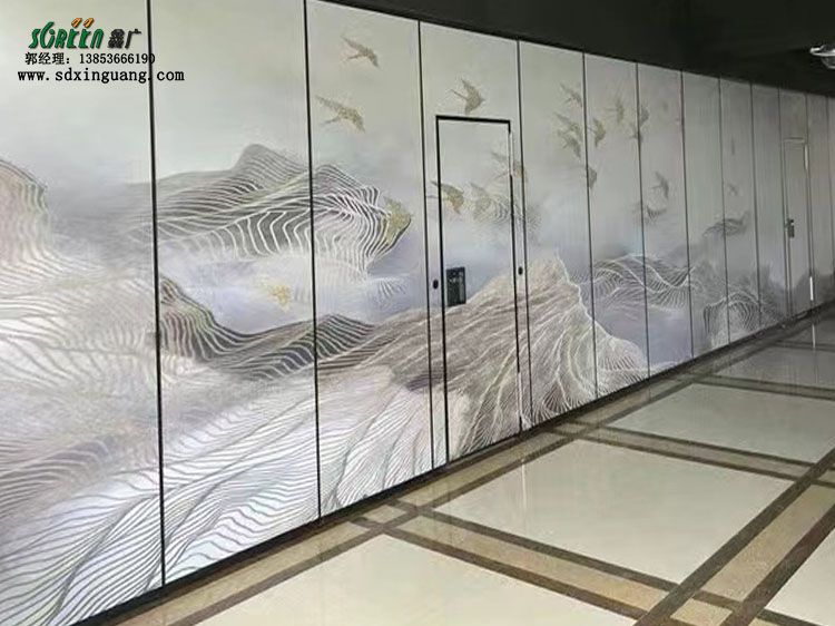 濰坊活動隔斷廠家酒店活動隔斷墻，展廳折疊推拉門，移動屏風高隔